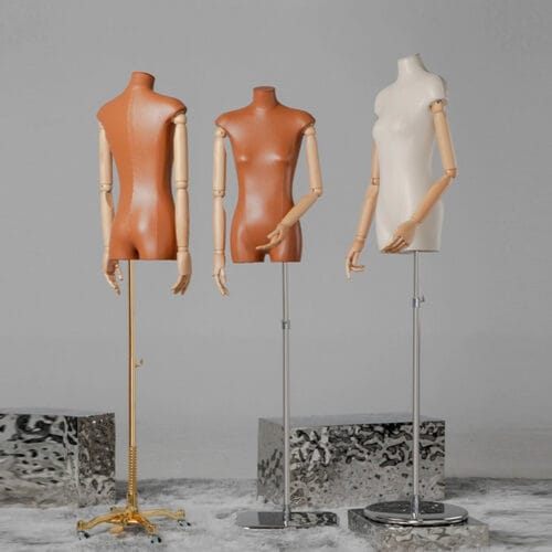 DE-LIANGの贅沢な女性の半身のマネキン、方法革生地の服の形態の胴体、胸モデル、木の腕のヘッドダミー女性のボディ衣類の表示