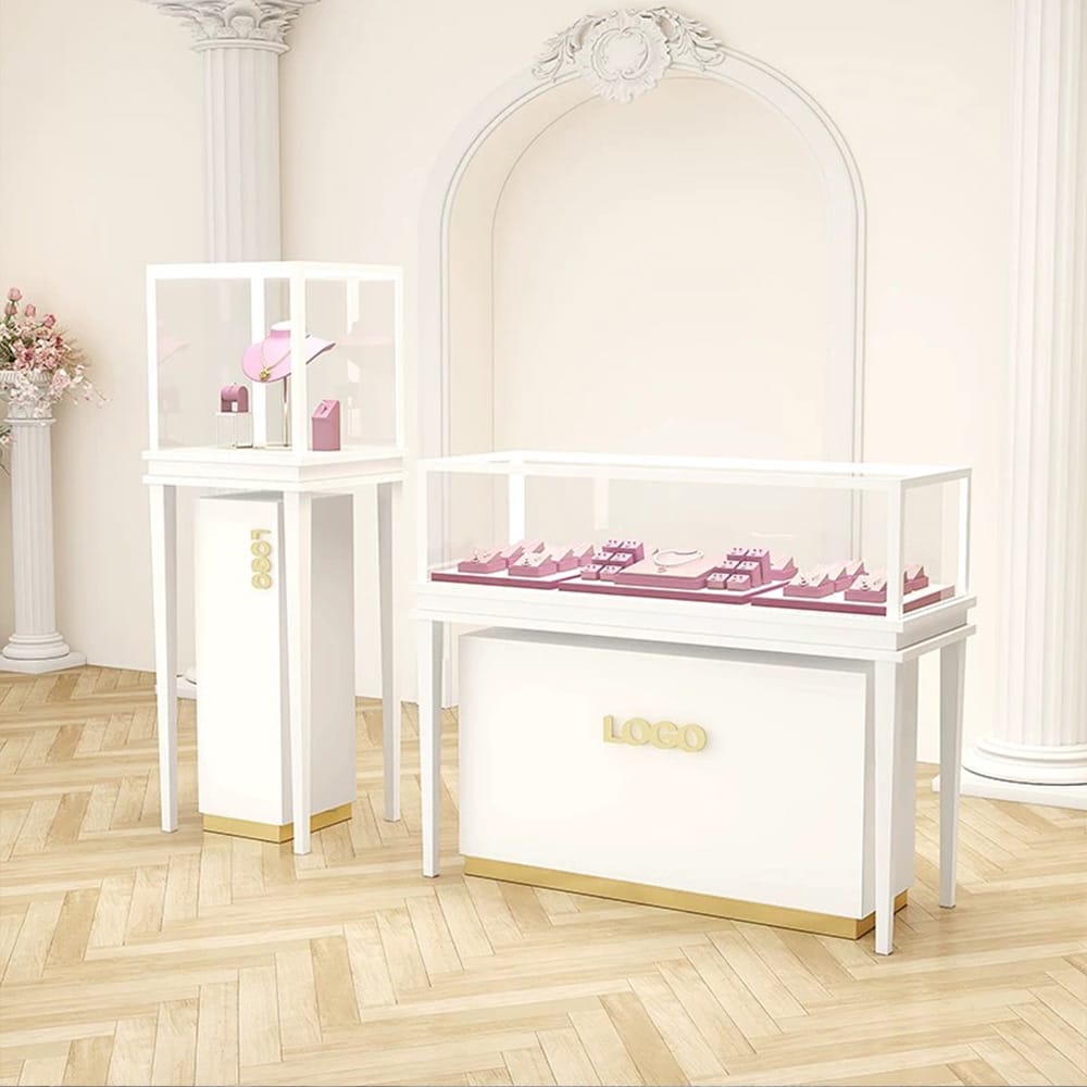 DE-LIANG customized gold stainless steel high-end jewelry display cabinets with LED lights