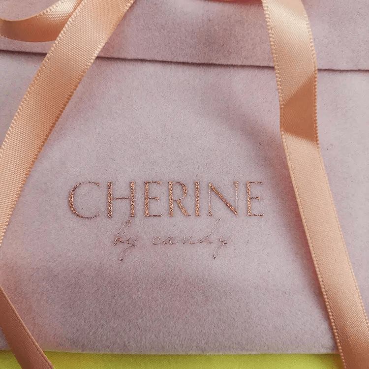 DE-LIANG の習慣は宝石類のための贅沢な巾着の香水ペンの腕時計の宝石類のギフトの化粧品のビロードの袋を印刷しました