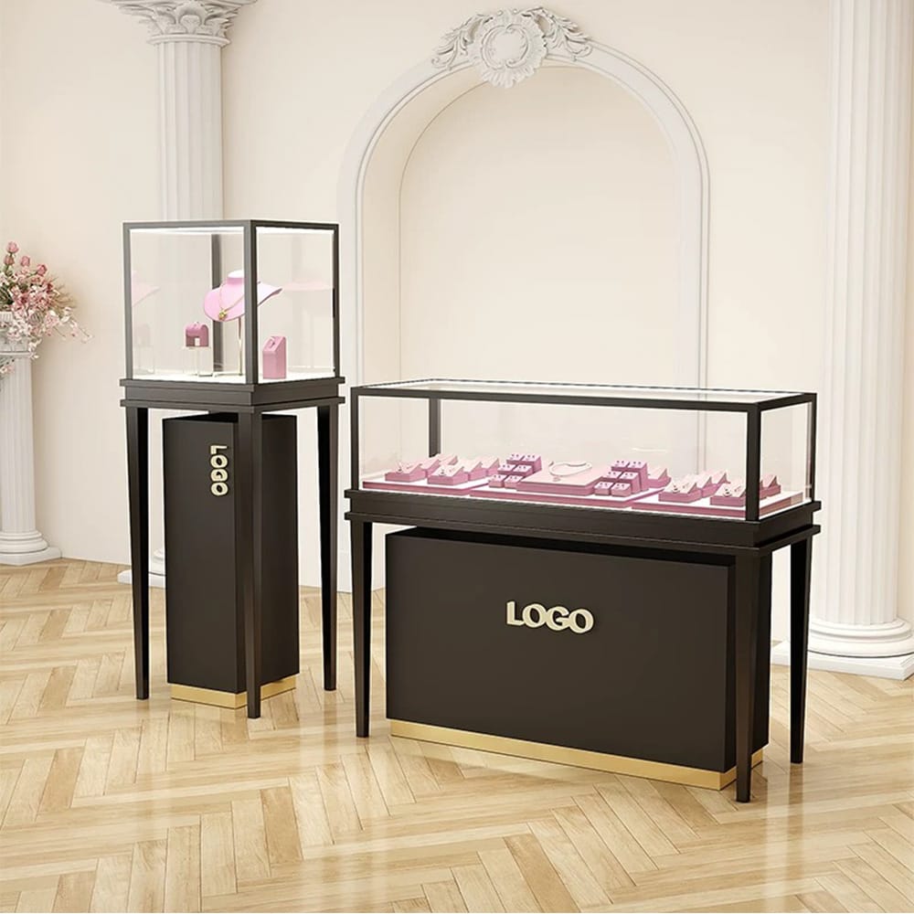 DE-LIANG customized gold stainless steel high-end jewelry display cabinets with LED lights