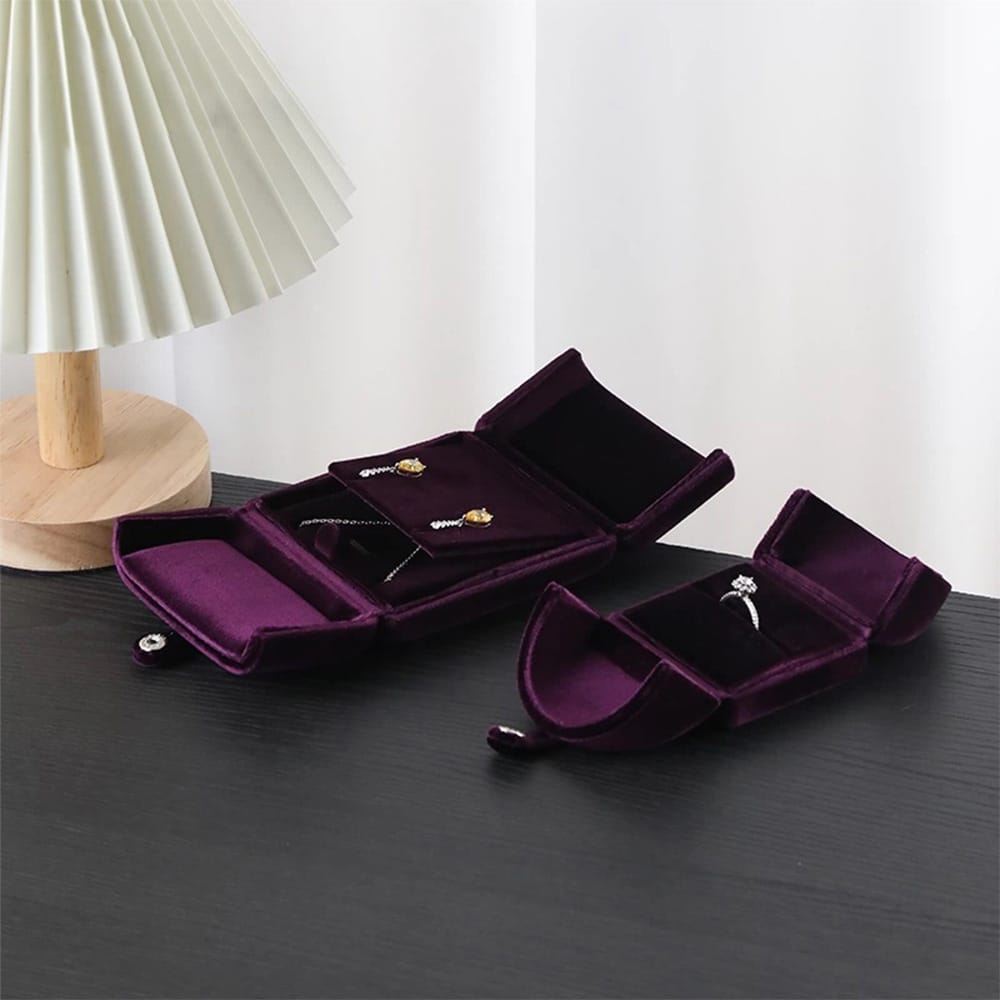 DE-LIANG Luxury Purple Jewelry Storage Box,Travel Jewelry Case, Small Jewelry Box Portable Jewelry Travel Organizer Display Storage Case for Rings Earring Necklace Bracelet, Gift for Women,PU Leather & Velvet