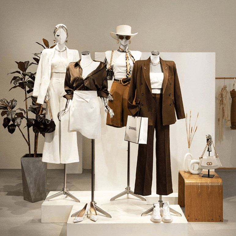 The Essential Elements of a Mannequin Product Window Display-Lighting
