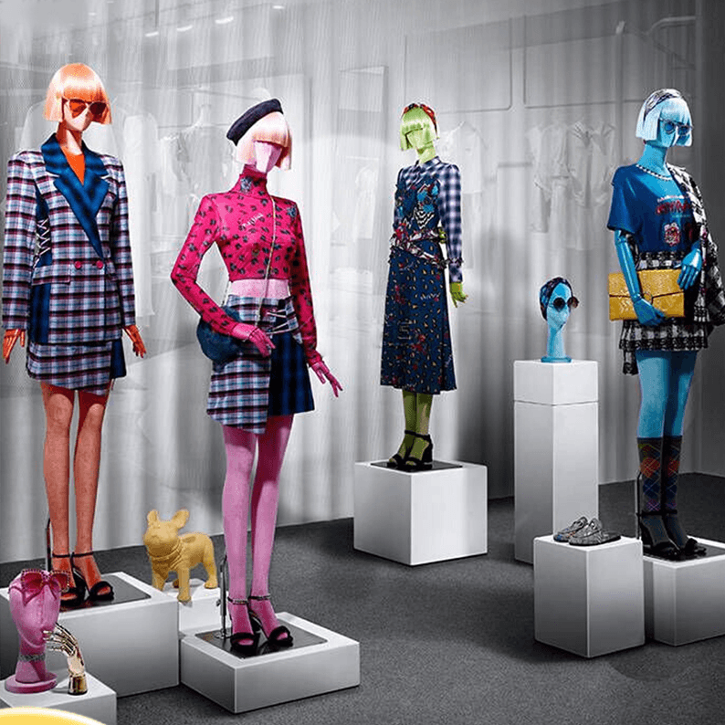 The Essential Elements of a Mannequin Product Window Display-Color Palette