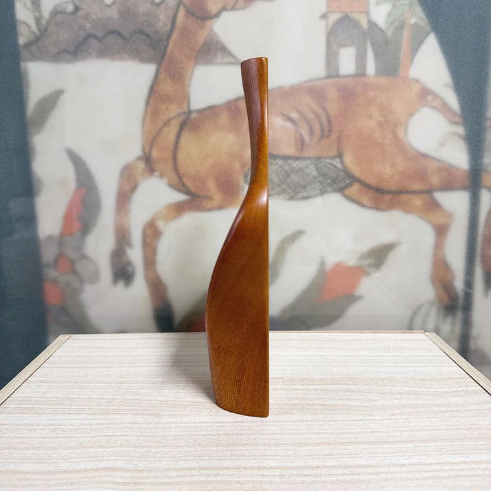 Vintage Jewelry Bust Stand – Solid Wood for Necklaces & Photography